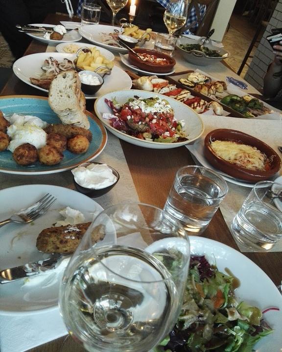 Spentzas - Vaia's Greek Restaurant