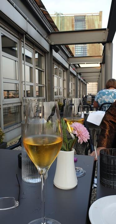 GINN Restaurant & Bar