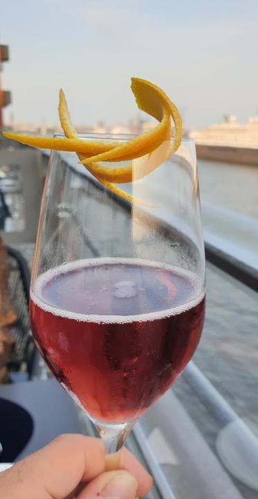 GINN Restaurant & Bar