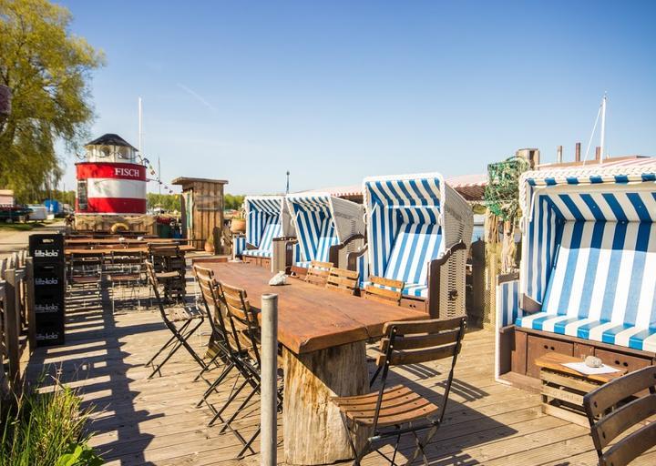 Hafenbar zum dünnen Hering