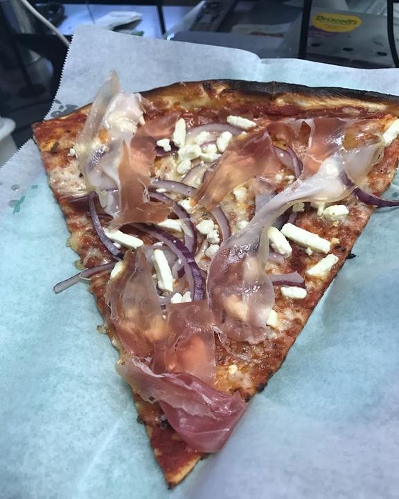 Luigi's Pizzeria & Pasteria