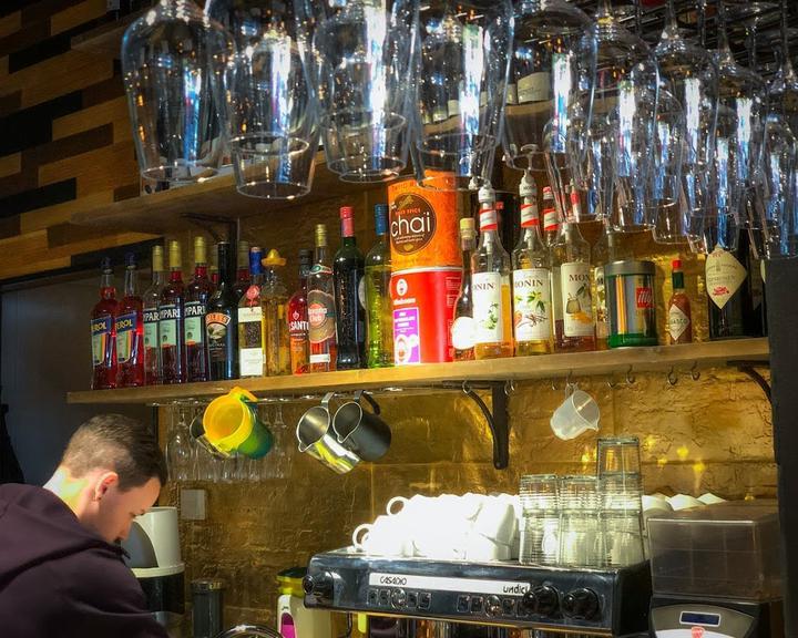 Kleine Dinge Cafe-Bar