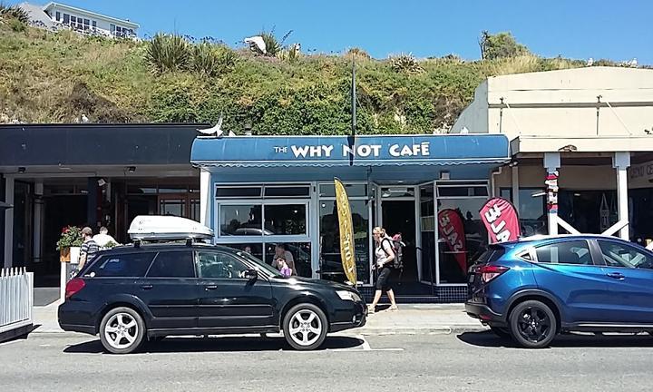 WHY NOT Cafe & Nails