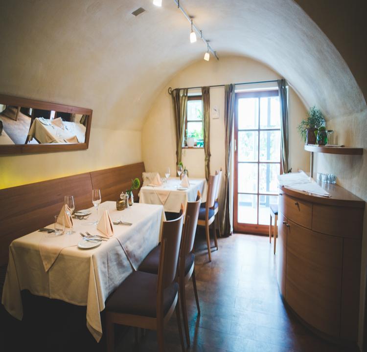 Zirbelstube Restaurant & Hotel