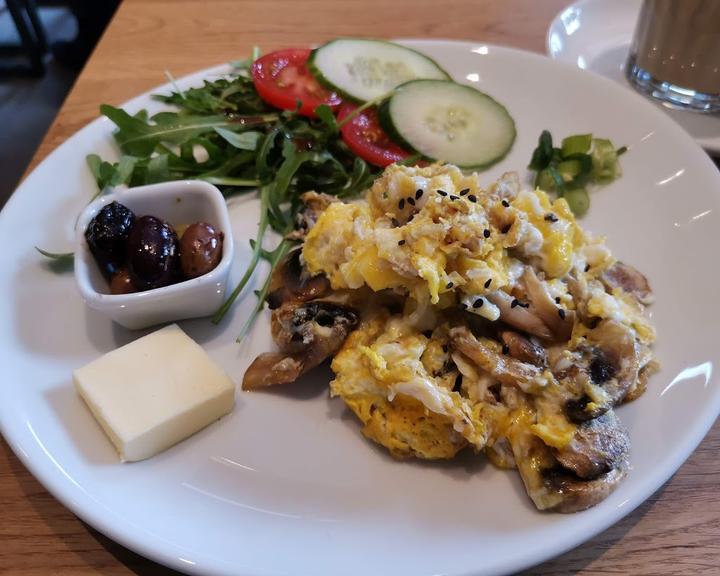 Moa - Café & Bar