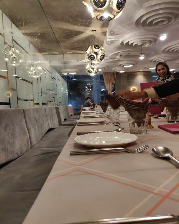 Prime Restaurant & Bar