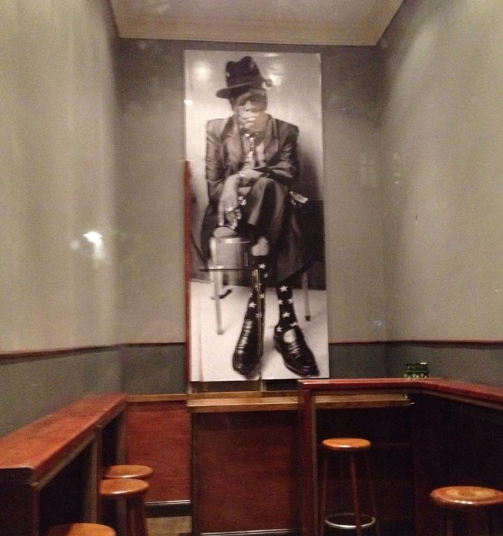 This is hip 'coffee ' n ' shoeshine
