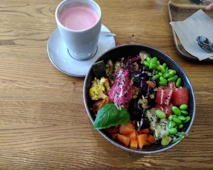 Iss Dich Glucklich - plant-based eatery
