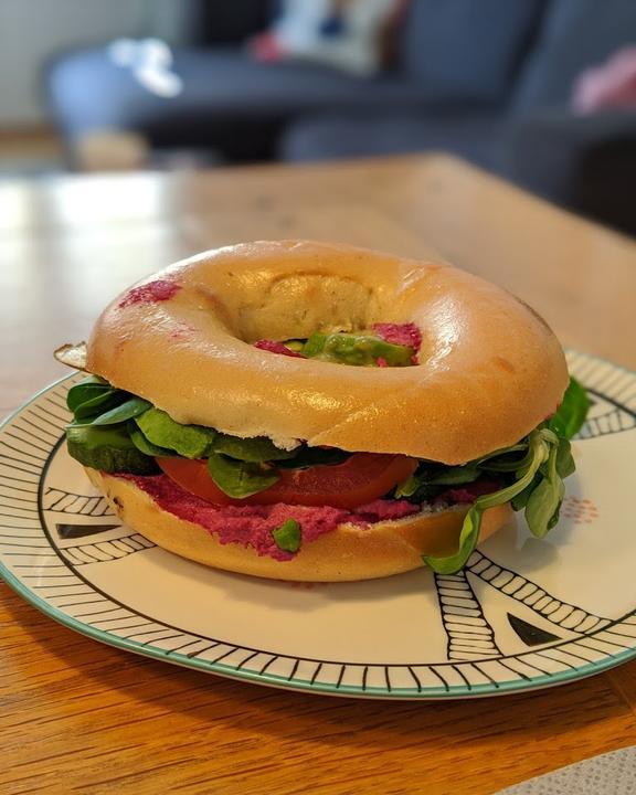 Iss Dich Glucklich - plant-based eatery