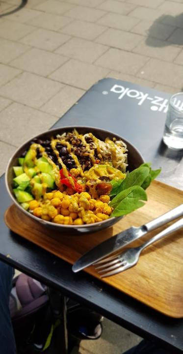 Iss Dich Glucklich - plant-based eatery