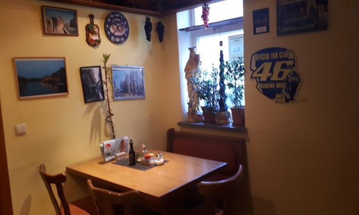 Carlo's Pizzeria Italia