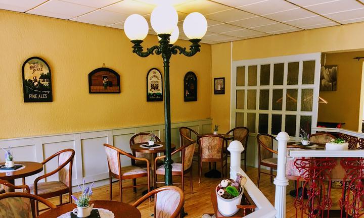 Kaisers Cafe