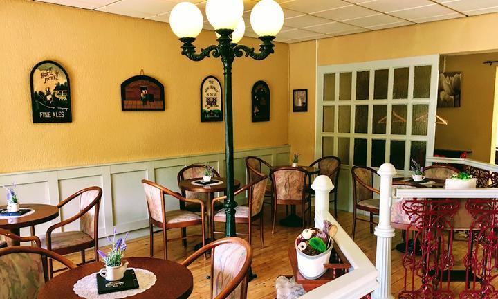 Kaisers Cafe