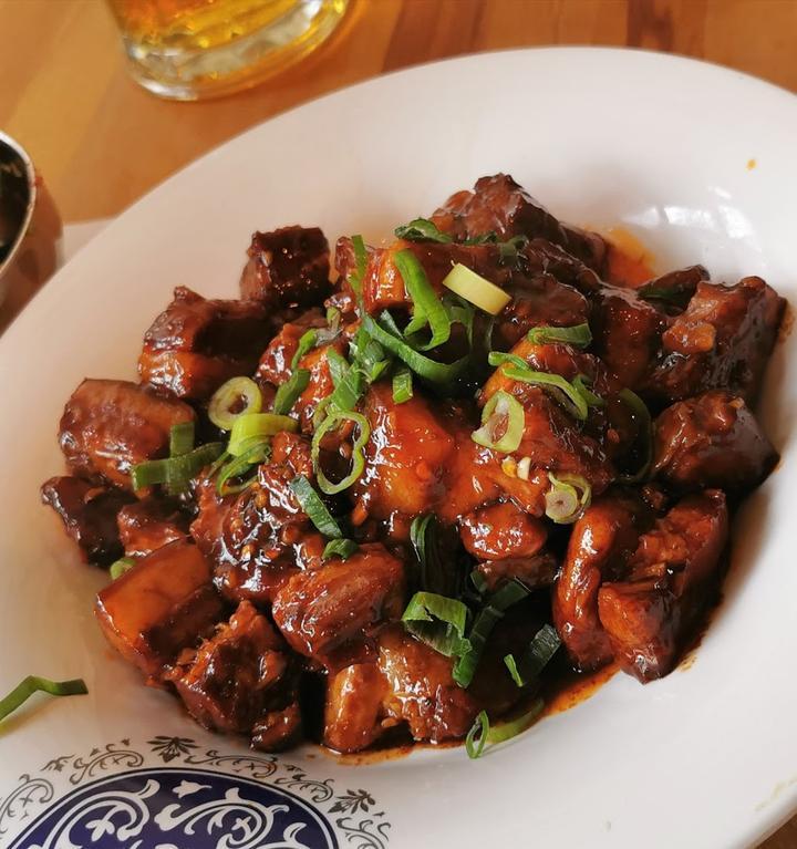 How How  China Restaurant