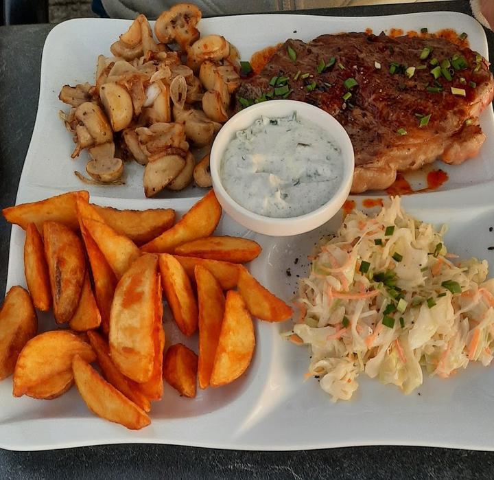 Steakhouse River Saloon
