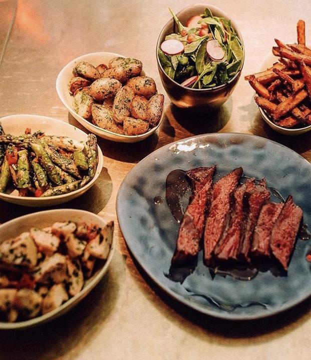 Lehel Bar Food Club