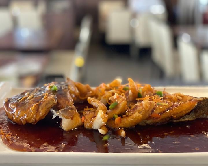Yin Seafood Restaurant