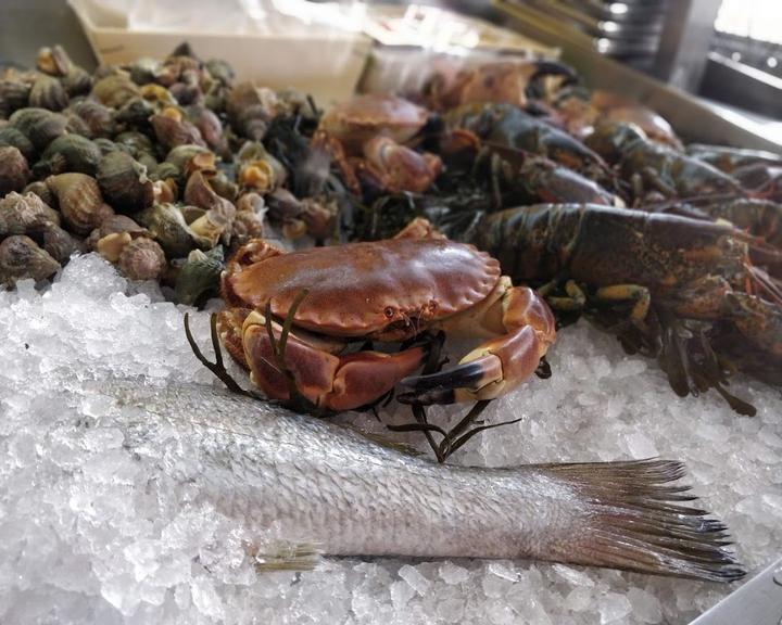 Yin Seafood Restaurant