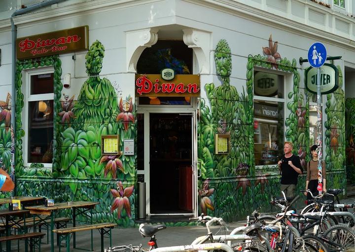 Diwan Cafe-Bar