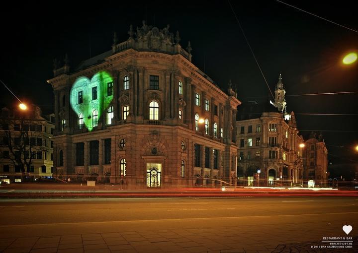 HEART Restaurant & Bar