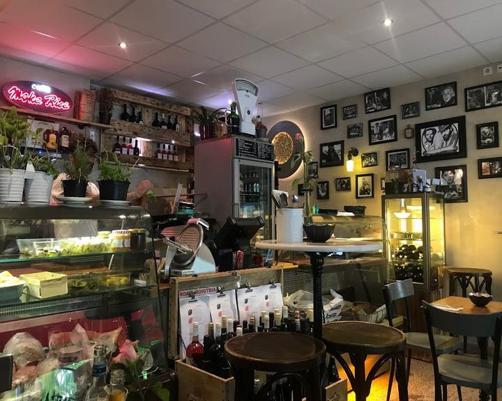 I Bizzarri Restaurant, Bistro, Café