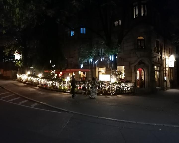 Thai Thaani Restaurant
