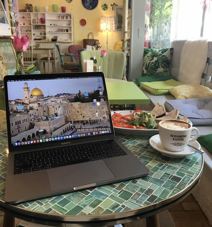 Café Zweiblatt