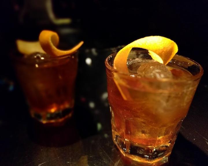 Bar Tausend