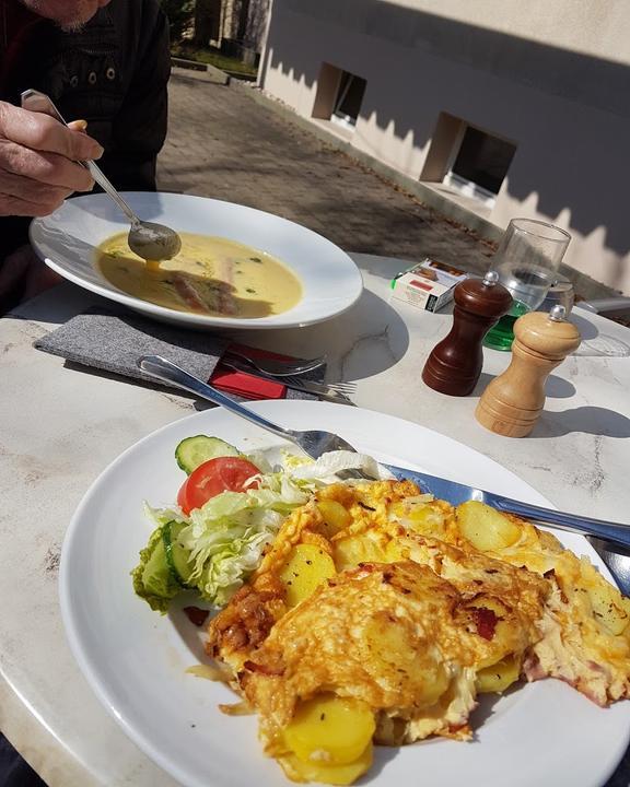 Ronny's Restaurant