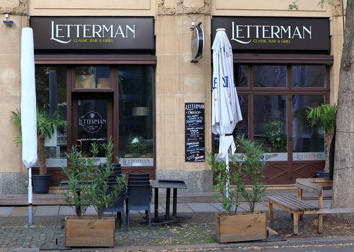 Letterman Bar & Grill