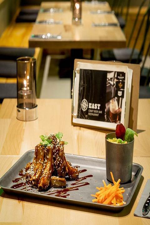 East Craft Beer Restaurant & Bar
