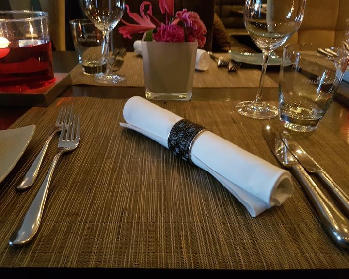 Deck 7 Market Restaurant