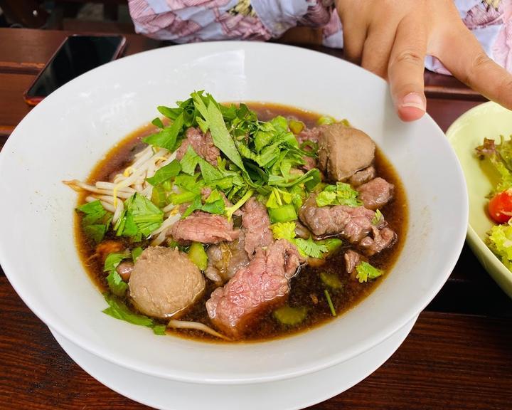 Samakkee Talad Thai
