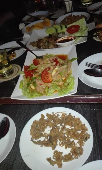 Samakkee Talad Thai