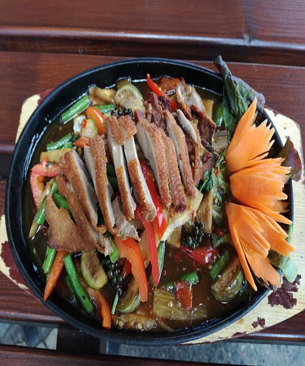 Samakkee Talad Thai