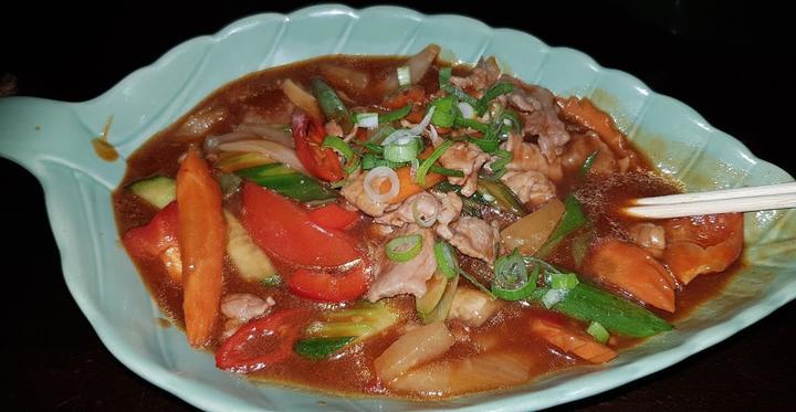 Thai Restaurant Sushi & Wok