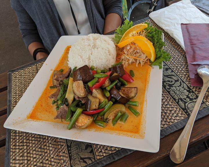 Thai Restaurant Sushi & Wok