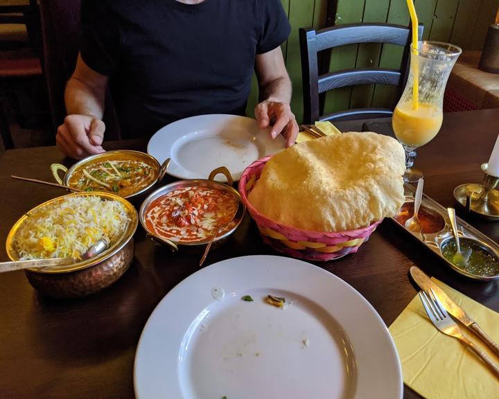 Tadka Indisches Restaurant