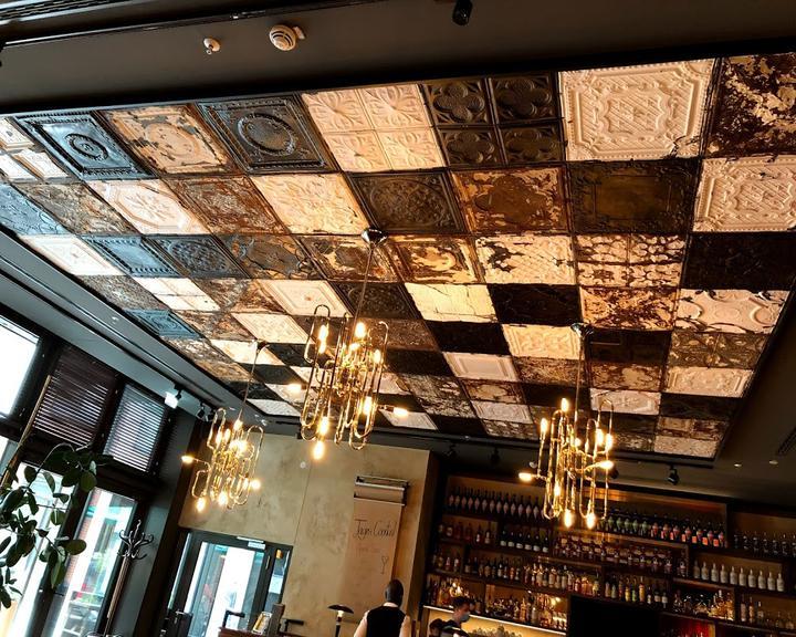KITCHENS Restaurant & Bar