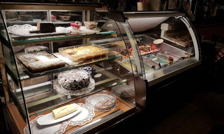 Ouzeri - die Griechische Botschaft