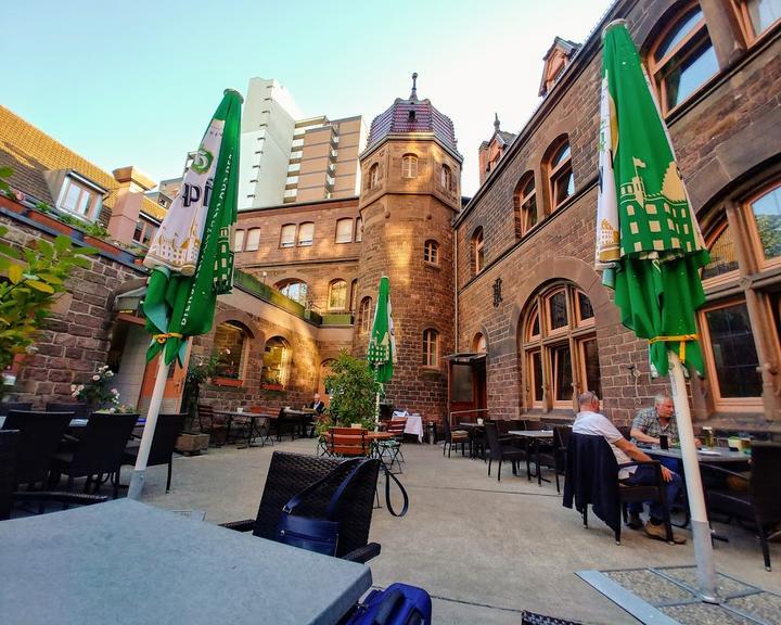 Hoepfner Burghof Brauereiausschank - Restaurant