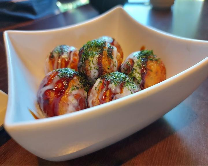 Manna Sushi & Grill