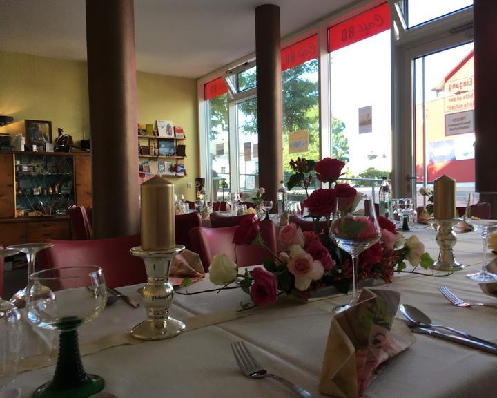 Cafe 80
