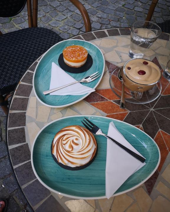 Cafe La Maison