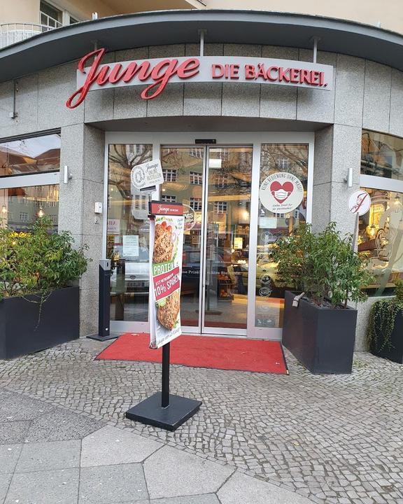 Junge Die Backerei