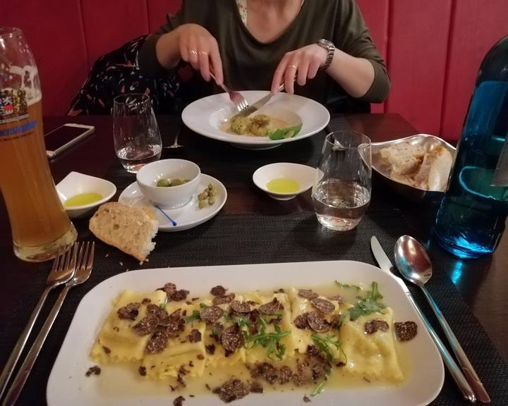 Cavallino Rosso Restaurant