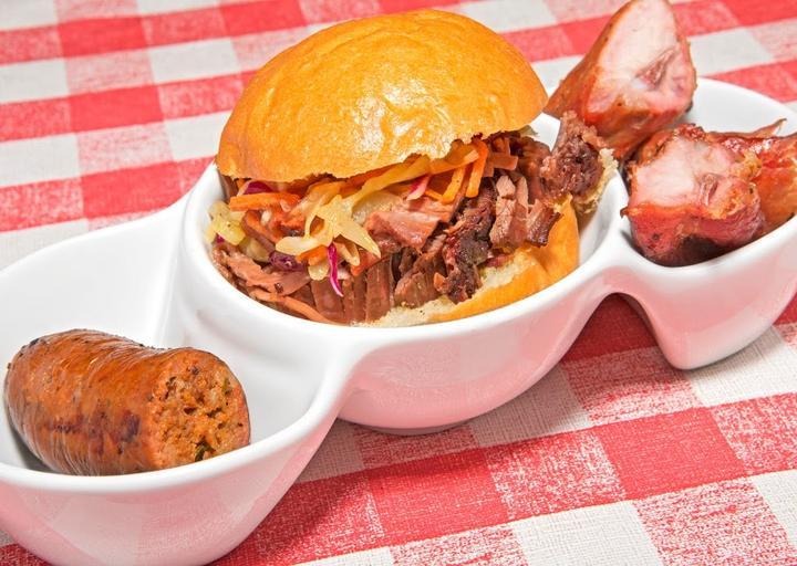 Smokehouse BBQ & Grill