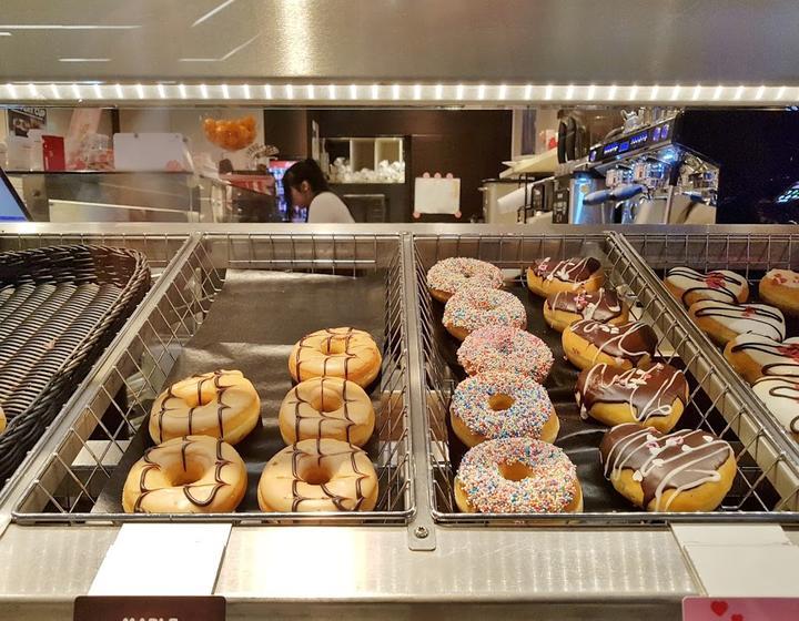 Dunkin' Donuts