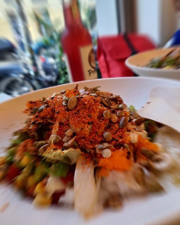 MA'LOA Hawaiian Poké Bowl