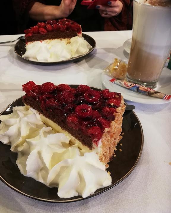 P5 Eiscafe & Espresso Bar